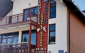 Gradska Kavana Guest House